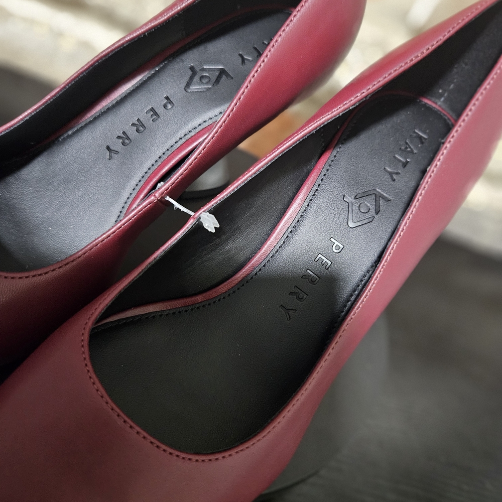 Katy Perry Collections Burgundy Heels with Silver Accent - Picture 5 of 6